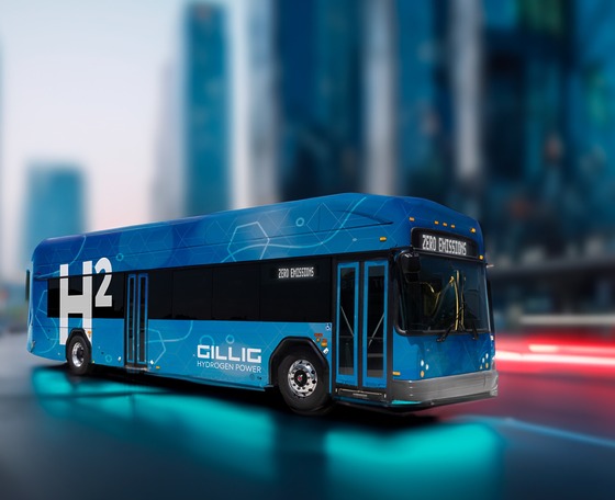 Hidrogénhajtású busztípuson dolgozik a Gillig, a BAE Systems és a Ballard Power Systems