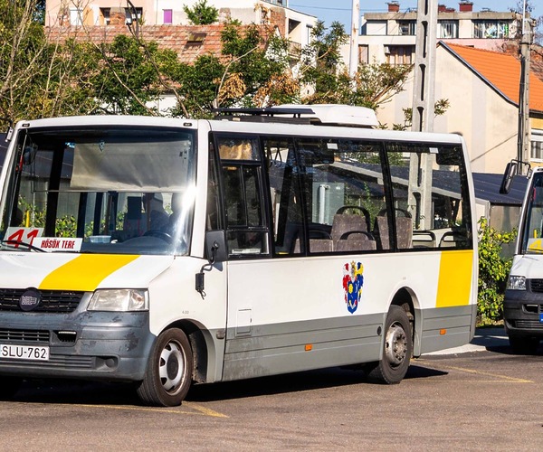 Visszavonta helyi autóbuszos közszolgáltatásának megújítására kiírt pályázatát Hódmezővásárhely