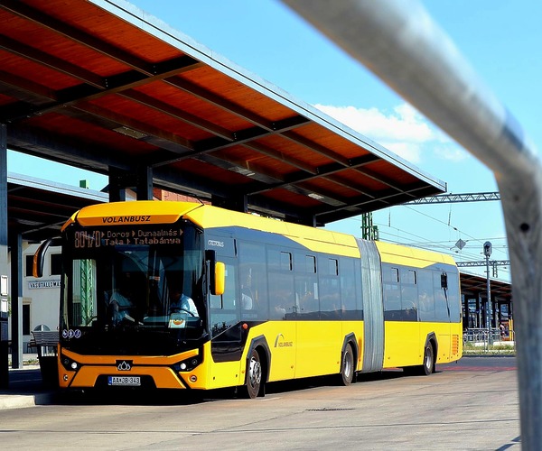 Több mint 5300 POS terminált szerez be a Volánbusz a fedélzeti kártyás fizetés megvalósításához