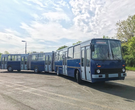 Két duplacsuklós autóbusszal és sok más érdekességgel jön a BKV kelenföldi nyílt napja