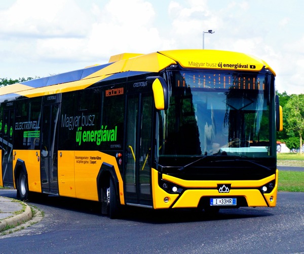 Győrben próbázott a Credobus új elektromos autóbusza