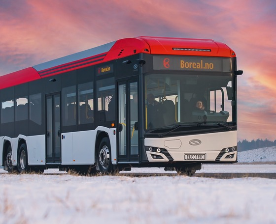 Hetven háromtengelyes és tizennyolc csuklós Solaris villanybuszt rendelt a Nobina svéd részlege