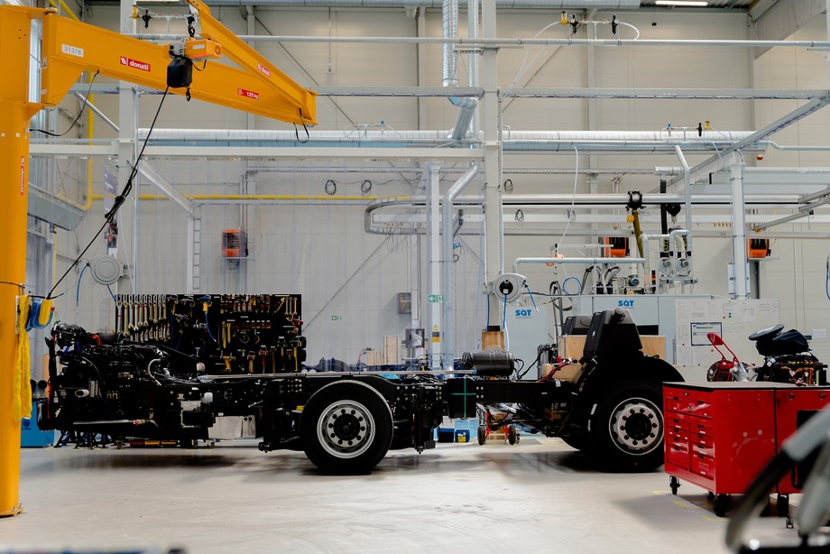 Kalapács alá kerül a Scania lengyel buszgyára