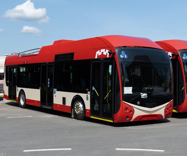 Rekordidő alatt állt forgalomba az első húsz új trolibusz Vilniusban