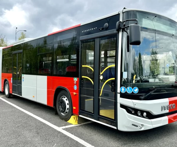 Kényszerpihenőn a prágai Iveco Streetway flotta