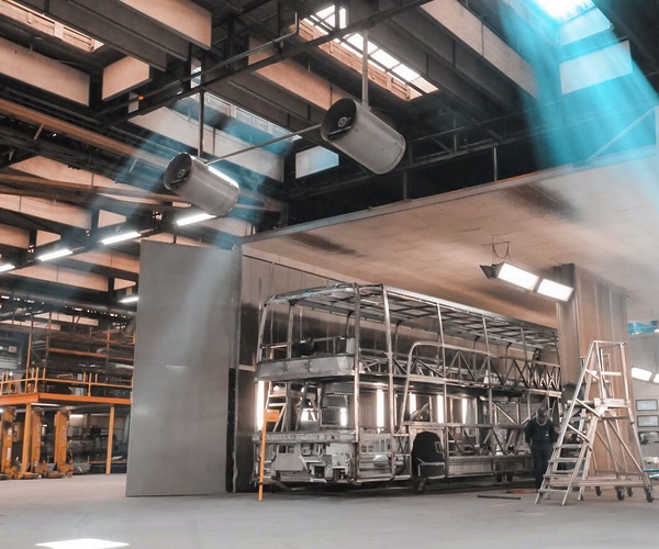 Elbukhatják befizetett pénzüket a csődbe ment Van Hool megrendelői