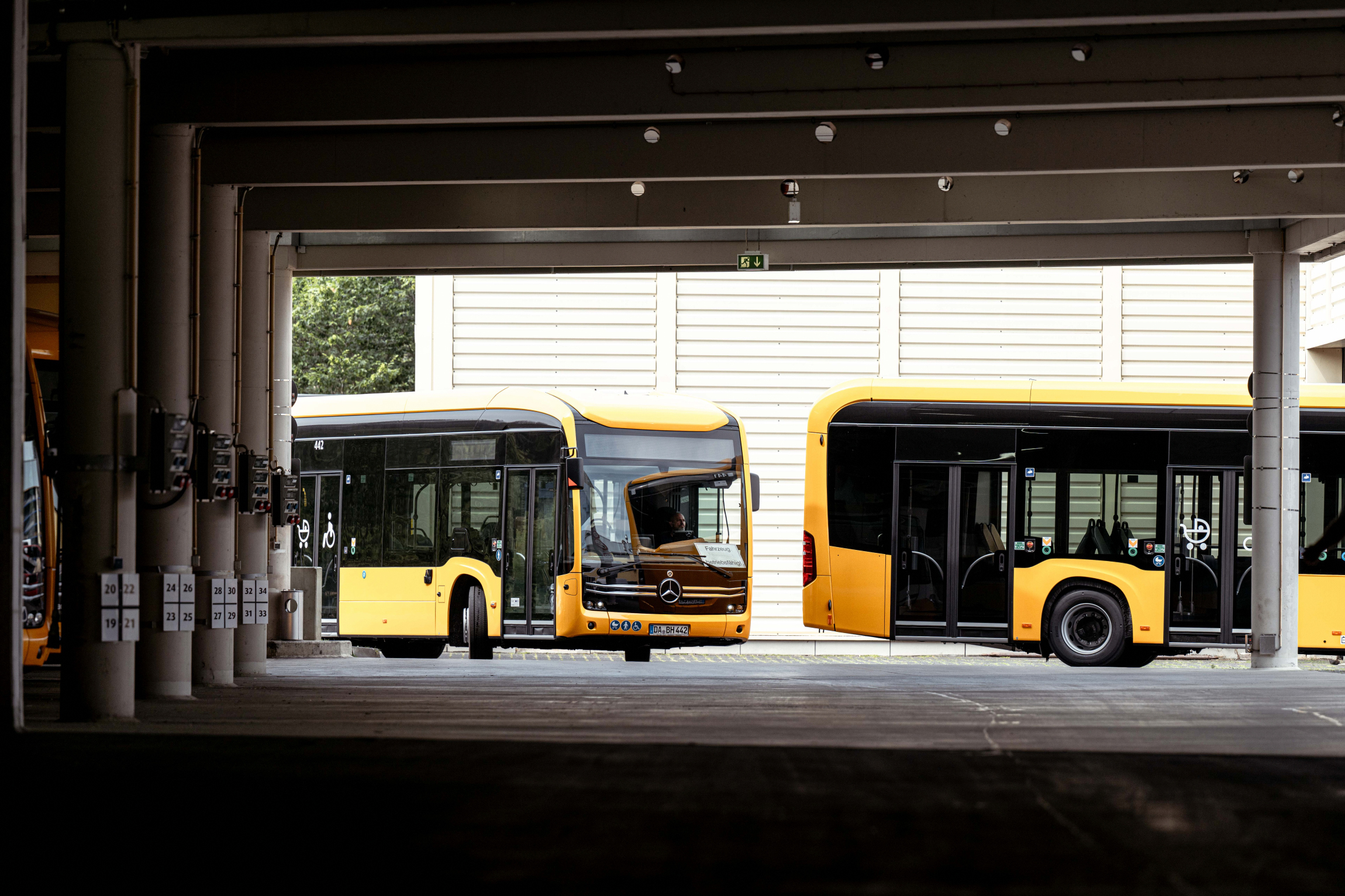 Újabb 10 Mercedes-Benz eCitaro G csatlakozott a darmstadti HEAG mobilo flottájához