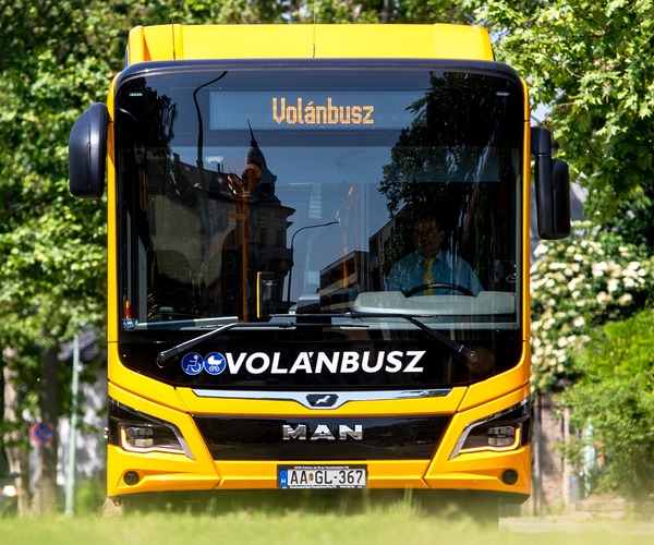 A Volánbusz kivezeti helyközi menetjegyeit a Nemzeti Mobilfizetési Rendszerből