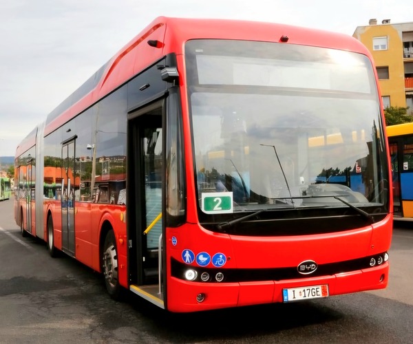 Csak a szegedi Ganz Tram indult Pécs eredménytelen csuklós villanybusz-tenderén