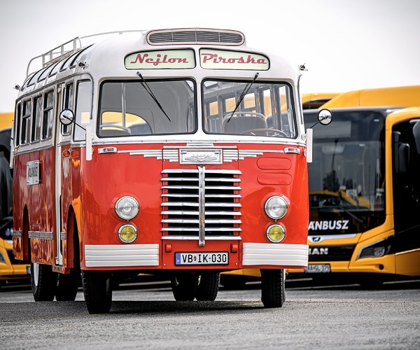 Két járműkülönlegességgel is készül a Volánbusz a Közlekedési Múzeum Ikarus MiniFesztjére