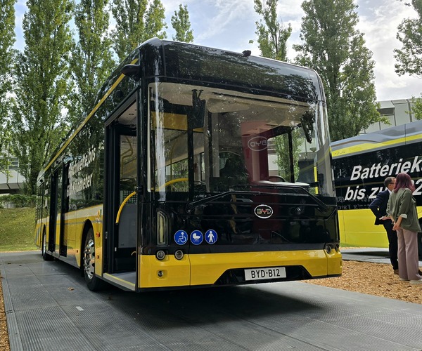 A BYD az InnoTrans 2024 kiállításon is bemutatta Blade akkuval szerelt újdonságát