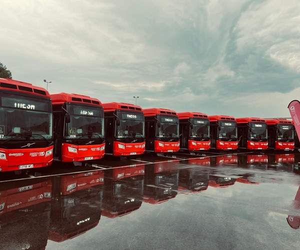 Hibrid hajtású Volvo alvázas Castrosua autóbuszokkal frissül Terrassa járműparkja