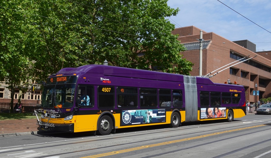 Akkufrissítéssel növelik Seattle 174 darabos önjáró troliflottájának autonómiáját 1 King County Metro XT60 trolleybus 4507 on Broadway 2016 1