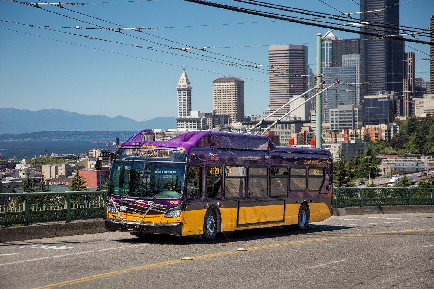 Akkufrissítéssel növelik Seattle 174 darabos önjáró troliflottájának autonómiáját 3 bus downtown