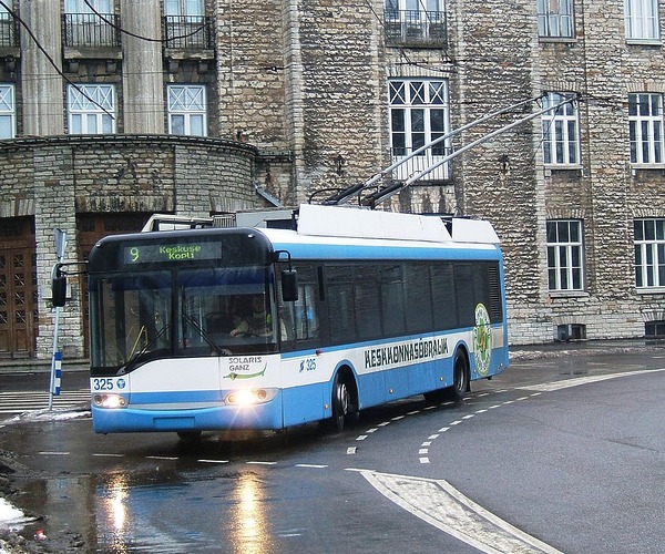 Elbúcsúztak Tallinn útjaitól a Ganz elektronikás Solaris Trollino trolibuszok