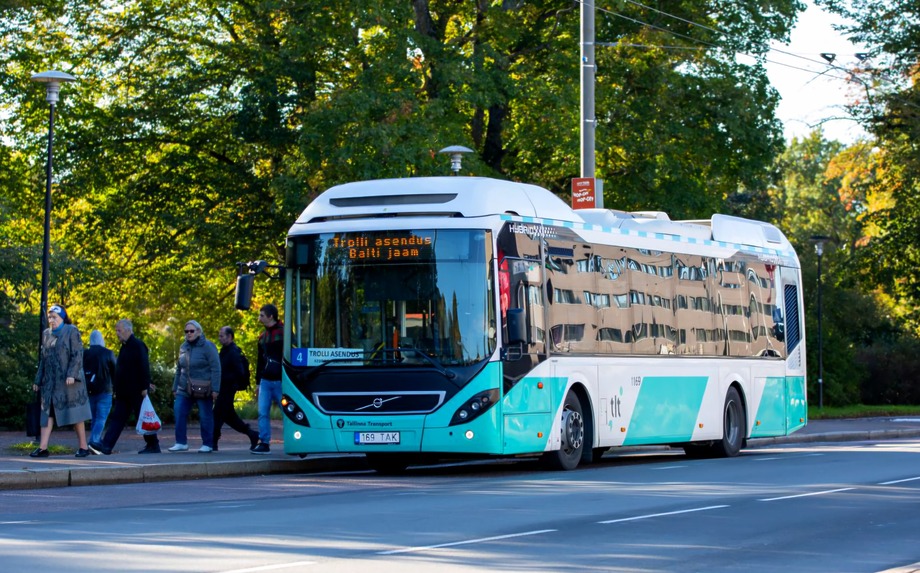 Trolli asendav buss foto Mark Kitajev AS Tallinna Linnatransport