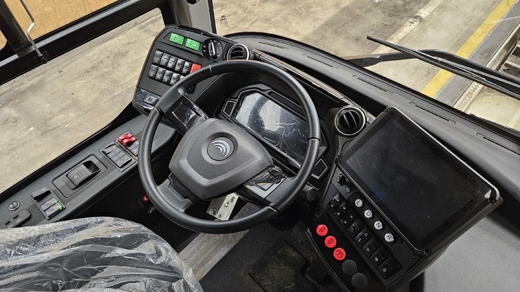 Megérkezett az első Yutong U15-ös villanybusz a Qbuzz flottájába 4 462551829 570232448885778 6802288450029568851 n