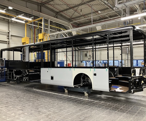 Elkészült az első MultiClass S 500-as vázszerkezete Csehországban