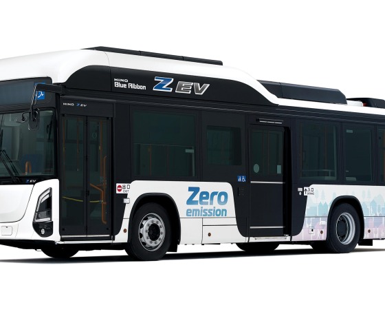 Elektromos busztípussal bővült a Hino kínálata Japánban