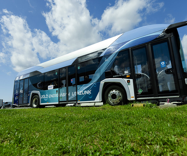 Visszatér a Volánbusz zalaegerszegi és győri helyi járataira az üzemanyagcellás Solaris tesztbusz
