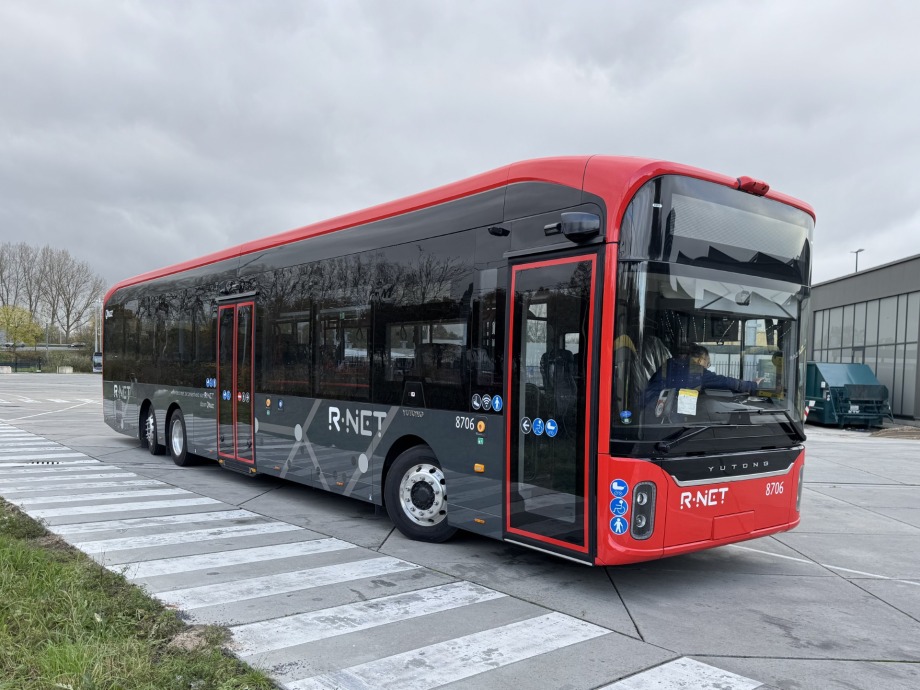 Megérkezett az első Yutong U15-ös villanybusz a Qbuzz flottájába 1 thumbnail YutongU15 Qbuzz 3