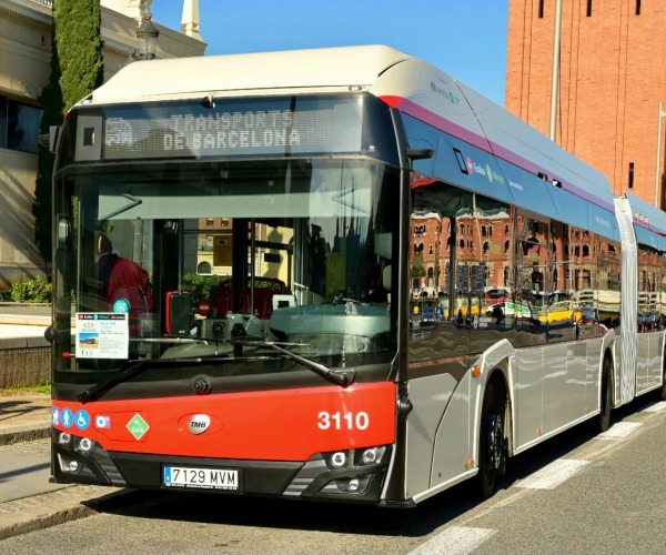 Harmincnyolc Solaris hidrogénbuszt állított forgalomba a TMB