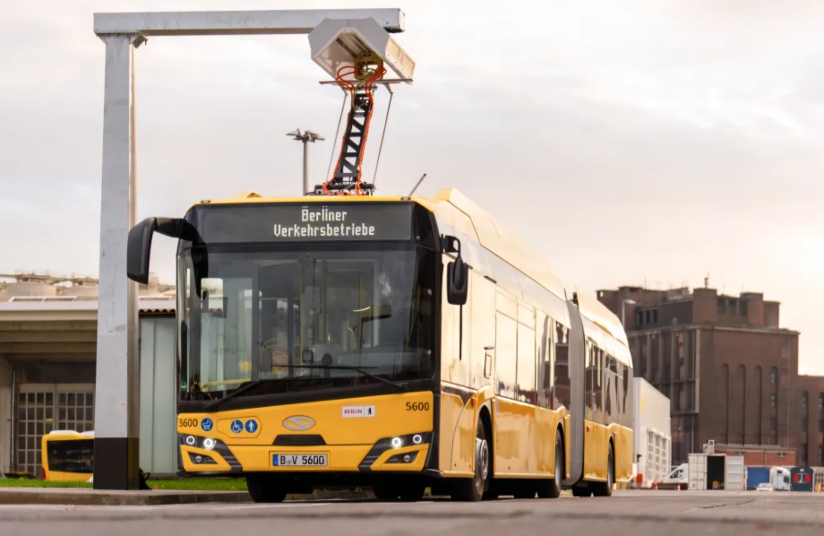 A Solaris szállította le a világ első akkumulátor-útlevéllel ellátott elektromos buszát