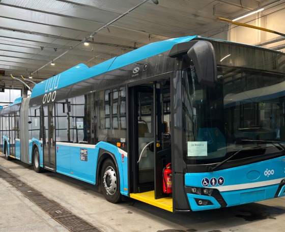 „Hazatértek” Ostrava vadonatúj Škoda 27 Tr trolijai