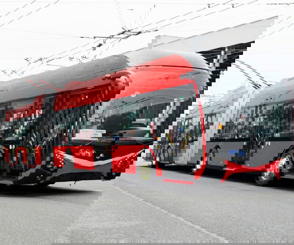 Elkészült az első Škoda 33 Tr csuklós trolibusz České Budějovice számára