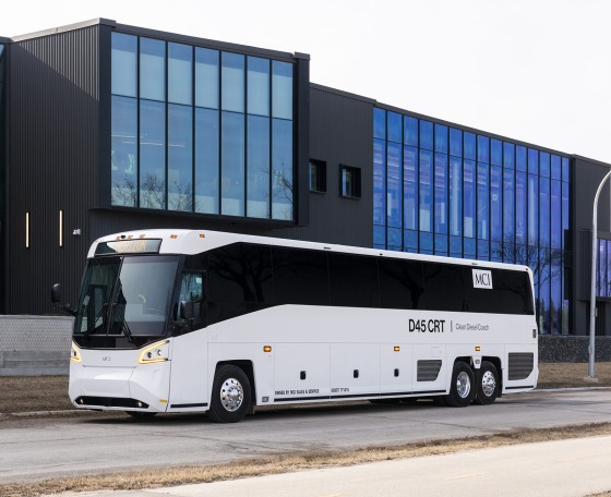 Száz darab MCI D45 CRT ingázóbuszt vásárol a Houston METRO