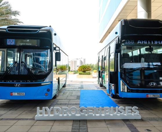 Egyszerre két hidrogénhajtású Hyundai busztípust is tesztel Abu-Dzabi