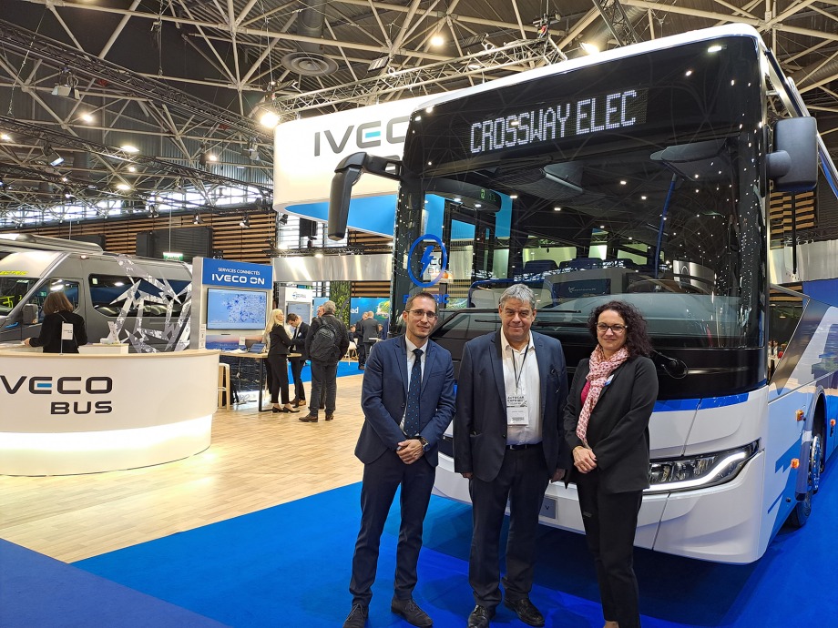 IVECO BUS 1 cimlapkep
