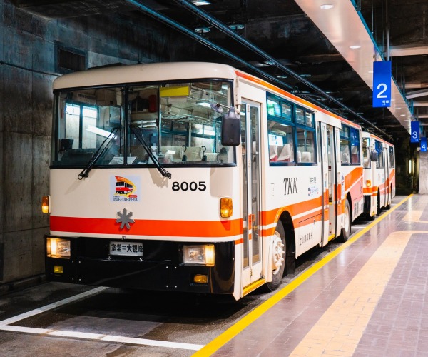 Bezárt Japán utolsó, a Tateyama-alagútban működő troliüzeme