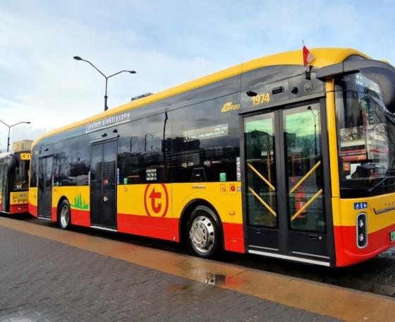 A Yutong bevette Varsót is: 18 darab elektromos U12-es állt forgalomba a lengyel fővárosban