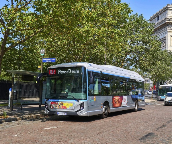 A francia buszpiac 2%-kal bővült, a német ugyanennyivel csökkent tavaly