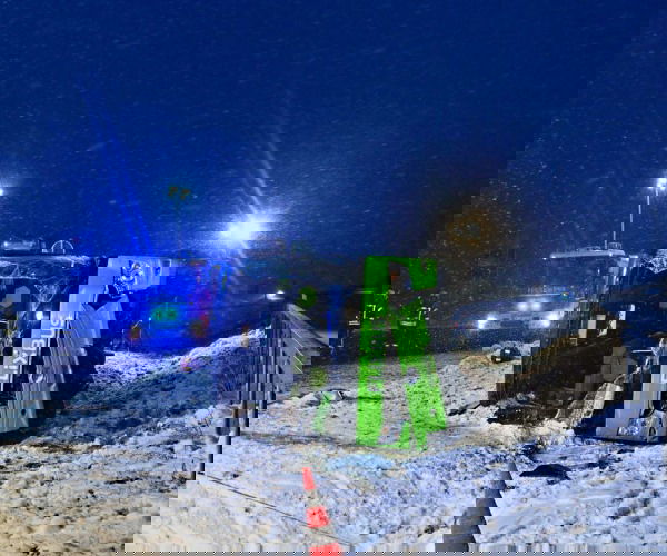 Súlyos buszbaleset Brandenburgban: két halálos áldozat az A11-es autópályán