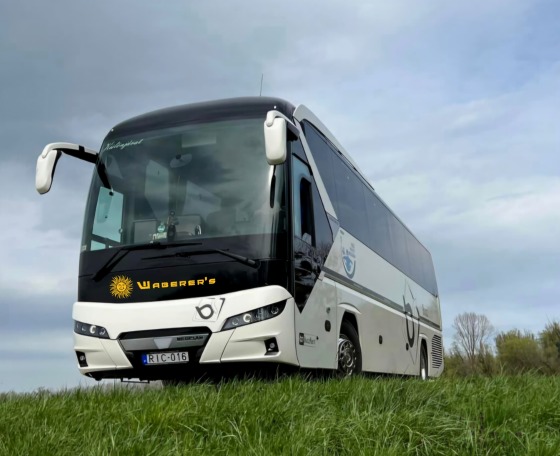 Belép a Waberer’s az autóbuszos személyszállítási piacra