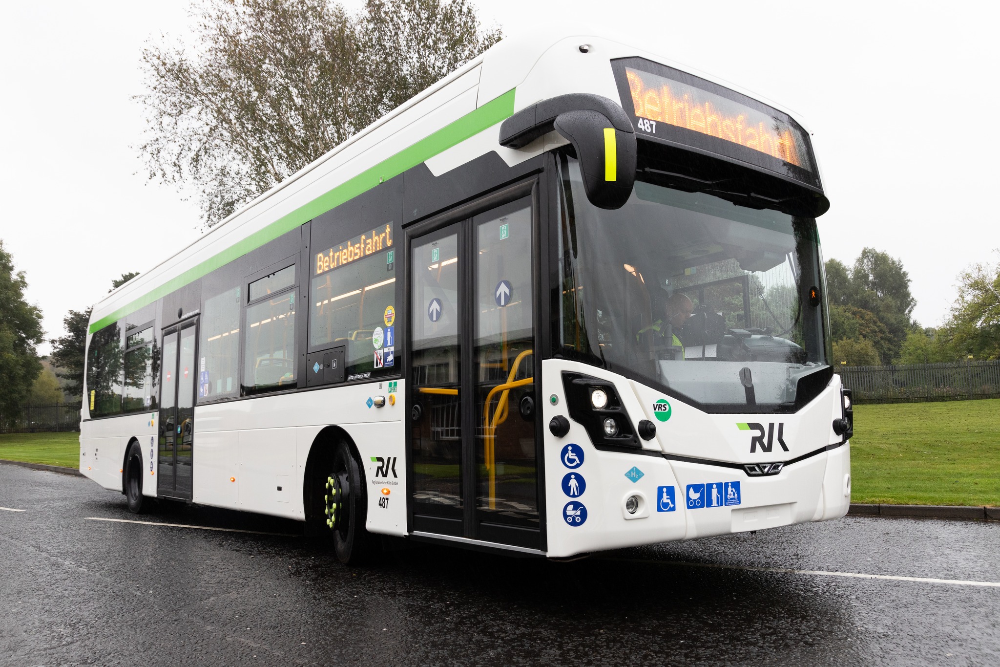 Több mint 1200 autóbusz legyártásával számol 2025-ben és új almárkát alapít a Wrightbus 2 465571077 563223179413559 3306480799193272599 n