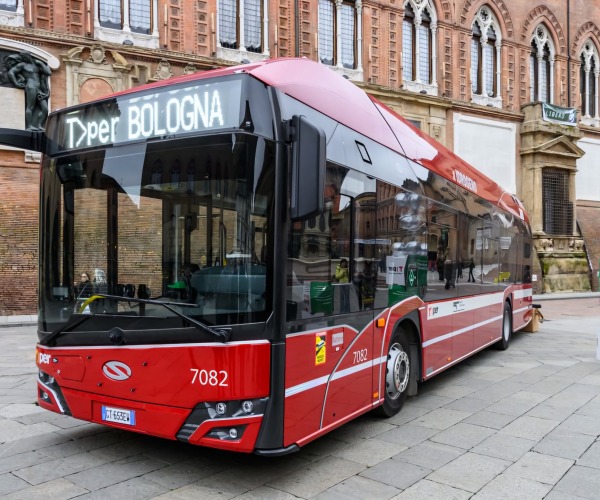A Solaris megkezdte a TPER 137 darabos hidrogénbusz-megrendelésének teljesítését
