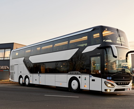 Új zászlóshajó az Infinitours-Busz.hu flottájában: íme a társaság első Setra S 531 DT autóbusza