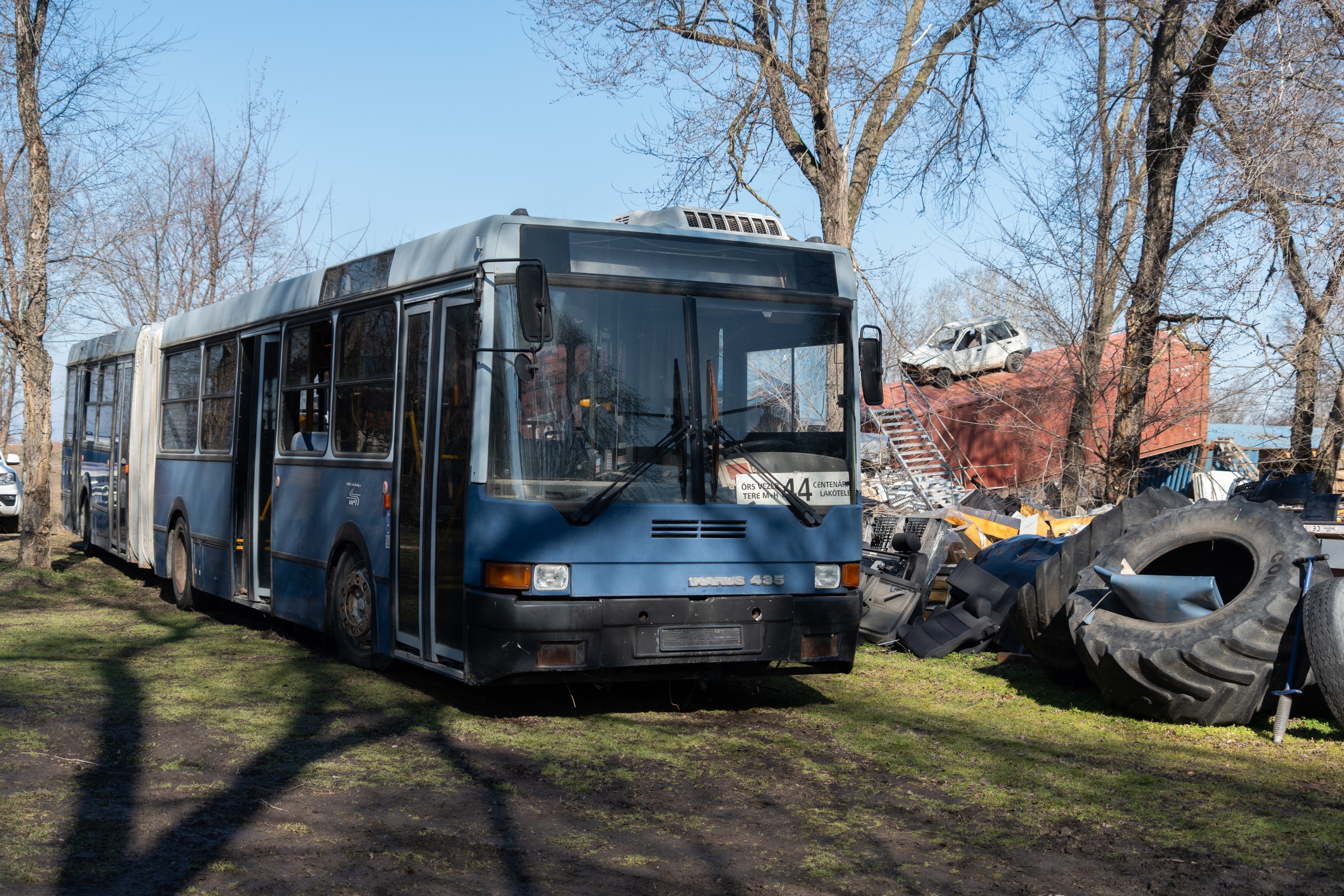 Ikarus 435-öst adományozott a Jászberényi Mentőkutyás Szolgálatnak a Beaver Tradition