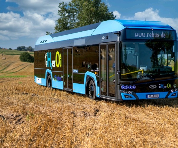 Németország második legnagyobb hidrogénbusz-flottáját állítja forgalomba a Rebus
