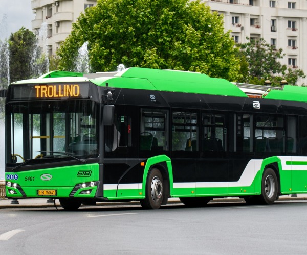 Újabb bukaresti trolitender, ezúttal 22 trolibuszra
