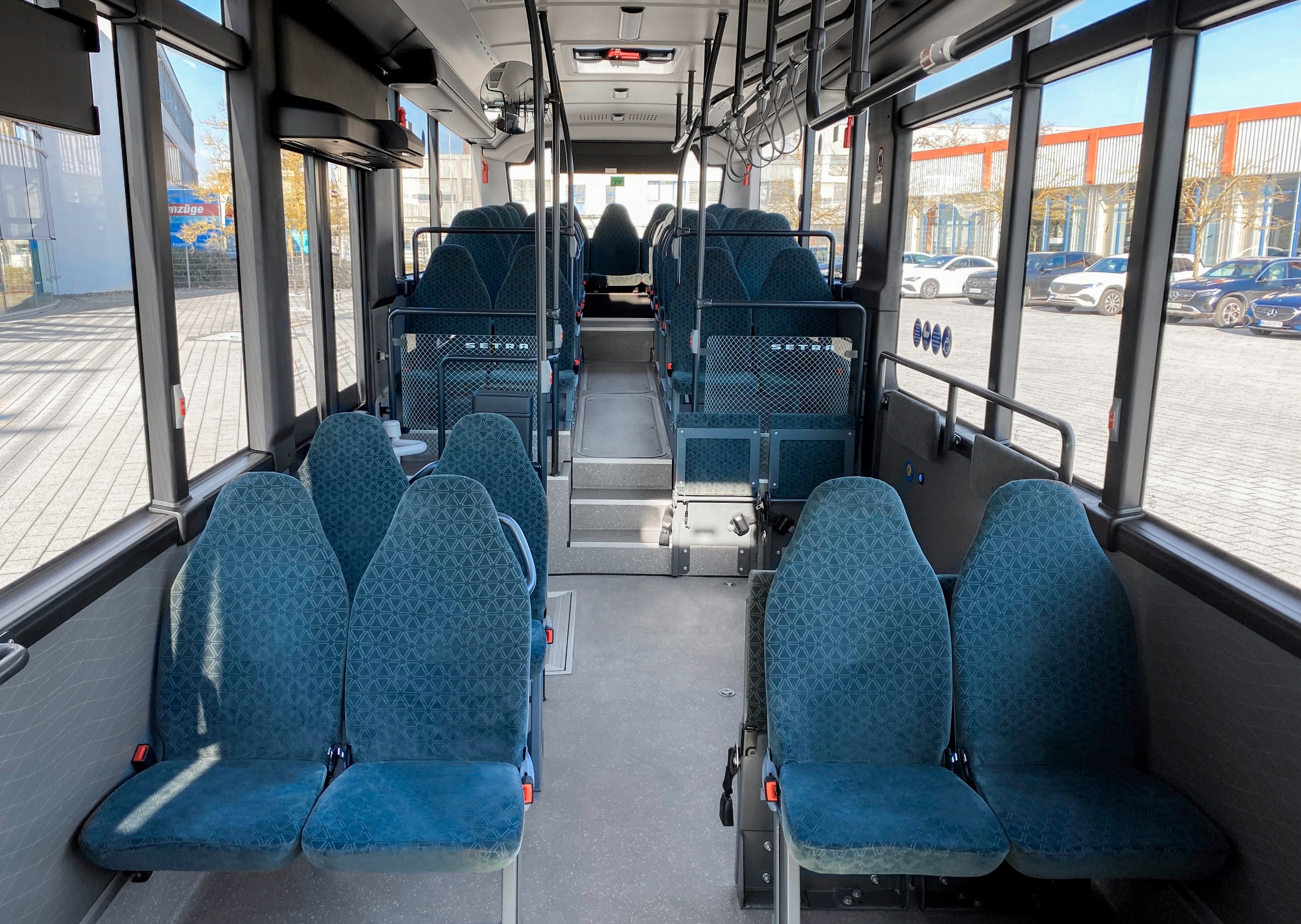 Új Setra MultiClass buszok álltak forgalomba Németországban 5 25DT042 002