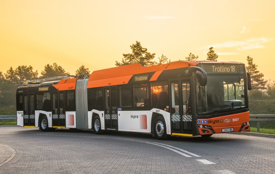 Solaris Trollino 18 01