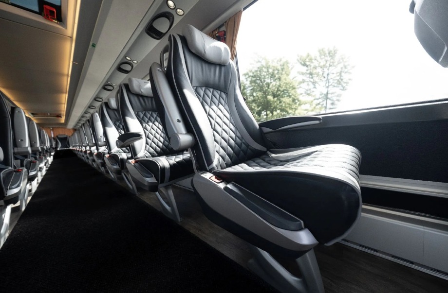 Újabb emeletes Setra luxusbuszokkal bővíti flottáját a RegioJet 4 rjsetra6 1