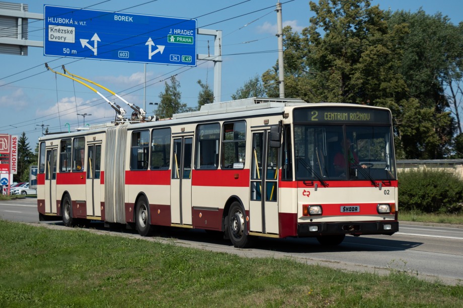 Harmincnégy év után búcsúznak az utolsó cseh várostól is a Škoda 15 Tr trolibuszok 1 02