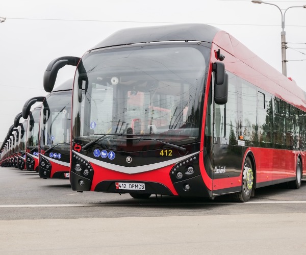 Megérkezett a Škoda 33 Tr csuklós trolibuszok első szériája České Budějovicébe