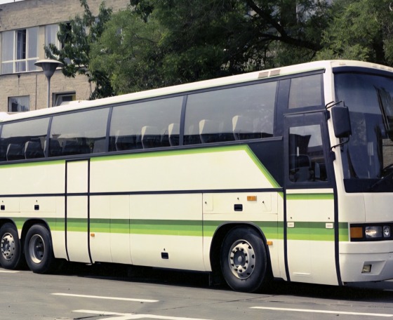 Az Ikarus távolsági zászlóshajója a Scania csúcstechnológiás háromtengelyes alvázán