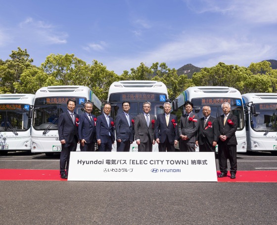 Megérkezett Japánba az első öt szériakivitelű Hyundai Elec City Town villanybusz